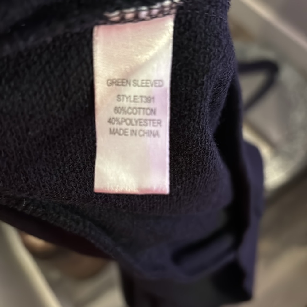 Sweatshirt - Picture 6 of 7